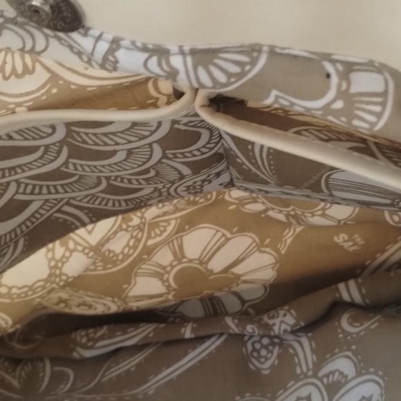 #5 PRICE REDUCED x2 Ivory THE SAK Crochet- Look Bag w magnetic closure - Picture 8 of 16